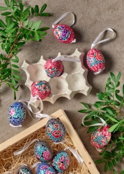 Etched floral design